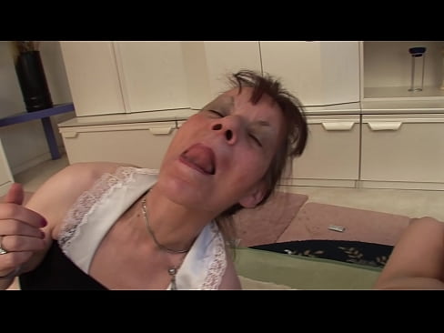 ❤️ Dos abuelas y un abuelo hacen un trío ❌ Video de sexo de calidad en es.porno24-7.ru ❌️❤️❤️❤️❤️❤️❤️❤️